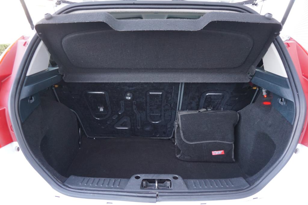 Ford Fiesta 1.25 titanium climate / cruise / elektr. ramen / parkeersens. /