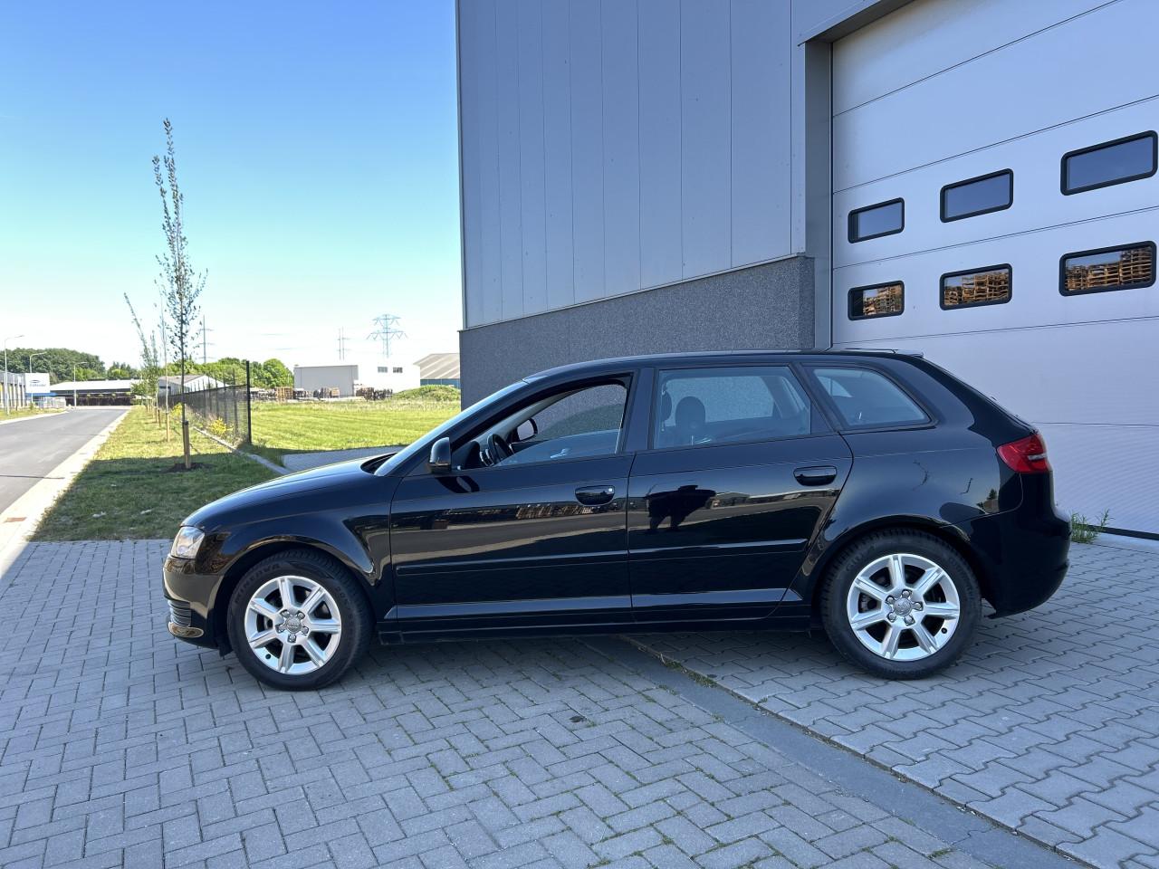 Audi A3 Sportback 1.4 TFSI Ambiente/APK/CRUISE CONTR/XENON/