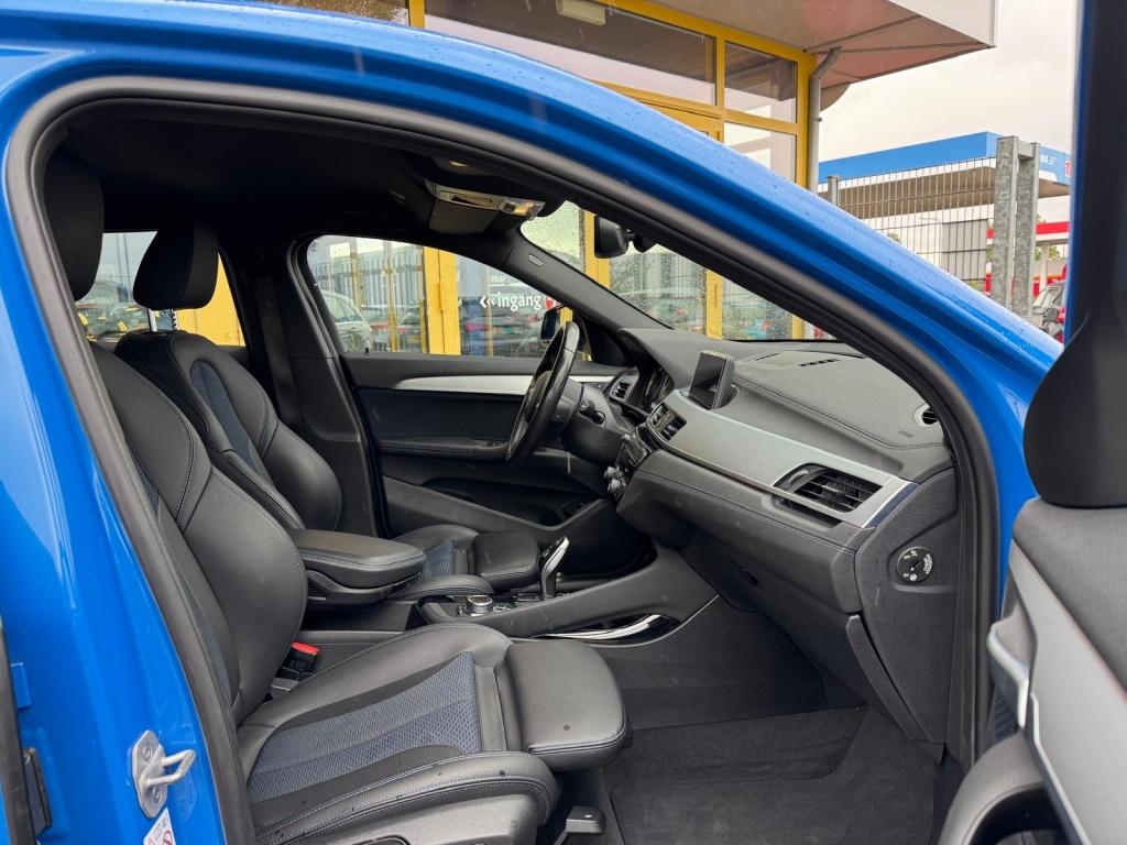 BMW X2 sdrive18i high exec.