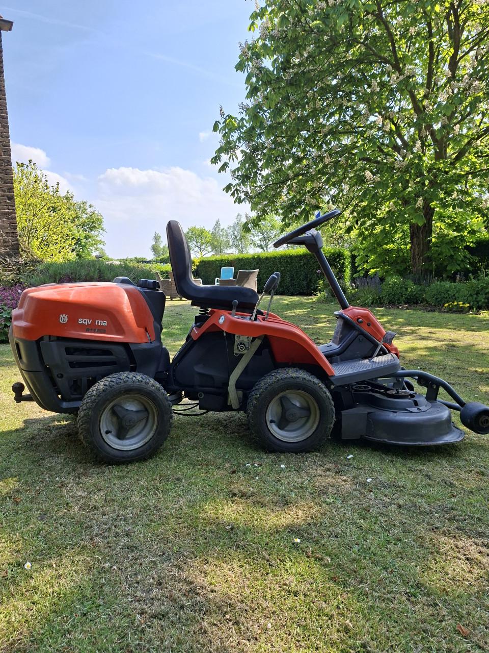 Husqvarna 112C5 frontzitmaaier gereserveerd