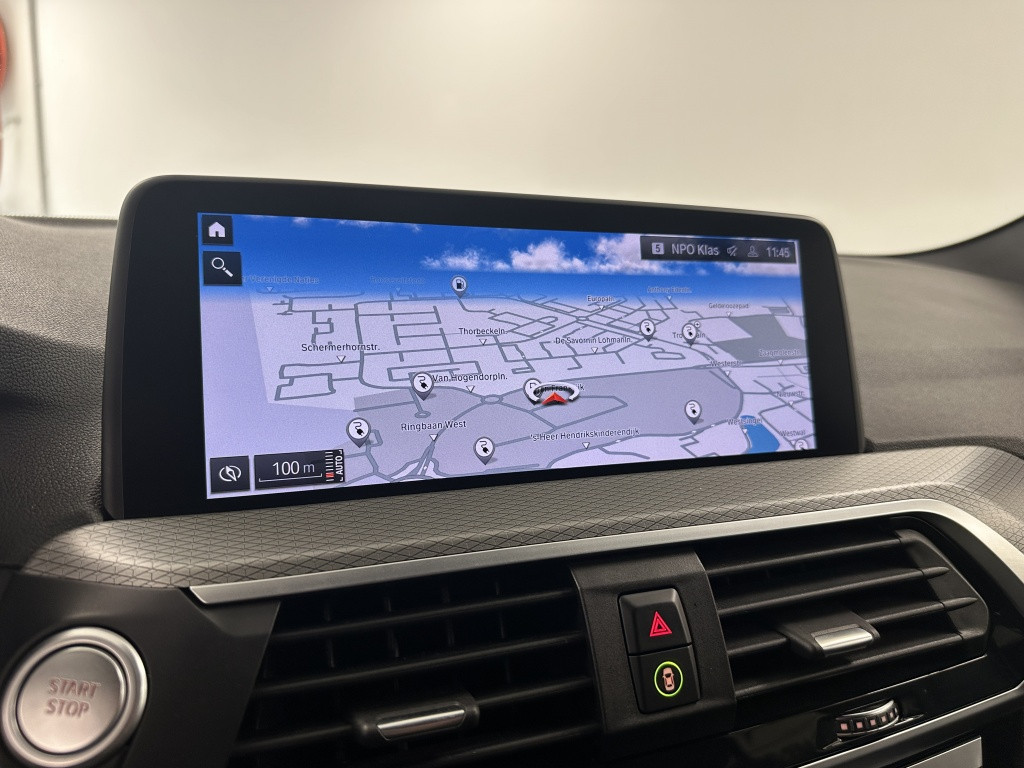 BMW X3 xdrive30e m-sport | adaptief cruise | trekhaak | head-up-display