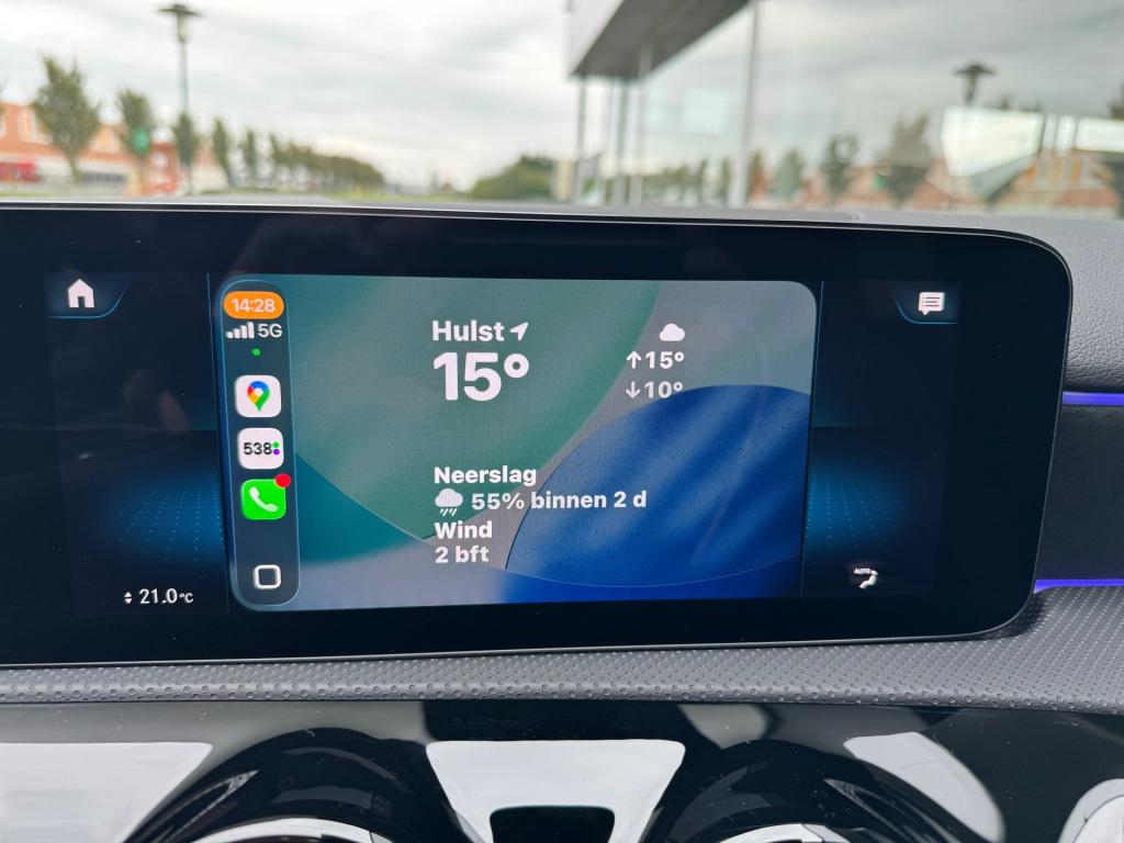 Mercedes-Benz A-Klasse 250 e amg line , night-pakket automaat . panoramadak