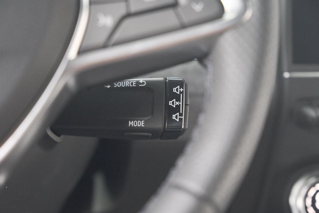Renault Clio 1.6 e-tech full hybrid 145 techno | 360 camera | navigatie | a