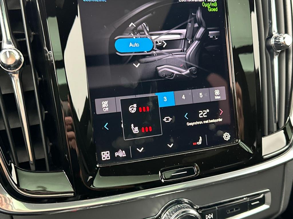 Volvo V90 t6 340pk recharge r-design| panodak| adap.cruise| camera| h&k so