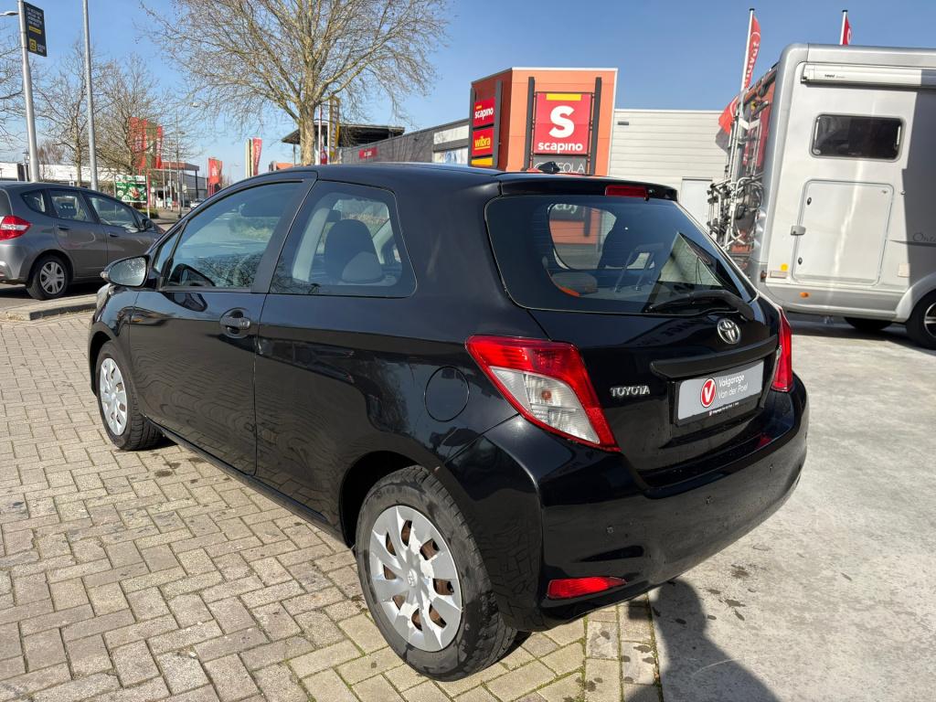 Toyota Yaris 1.0 vvt-i aspiration