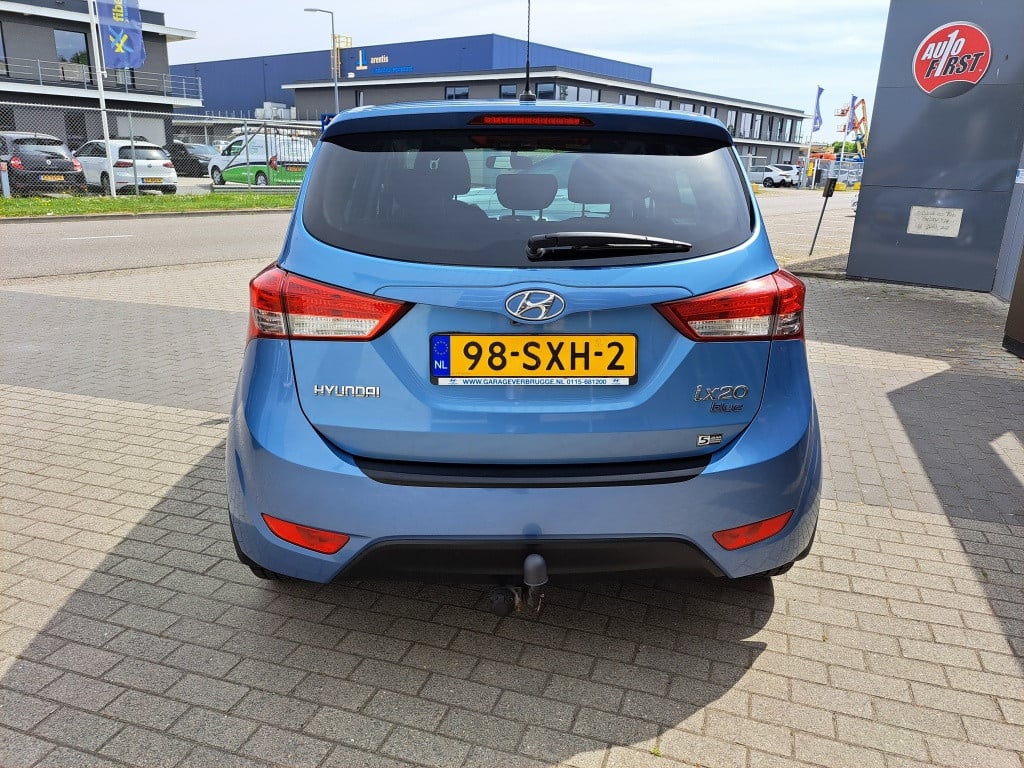 Hyundai Ix20 1.6i i-vision | trekhaak | navigatie | camera | cruise control
