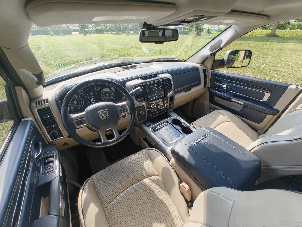 Dodge RAM 2500 6.4L V8 Limited Tungsten