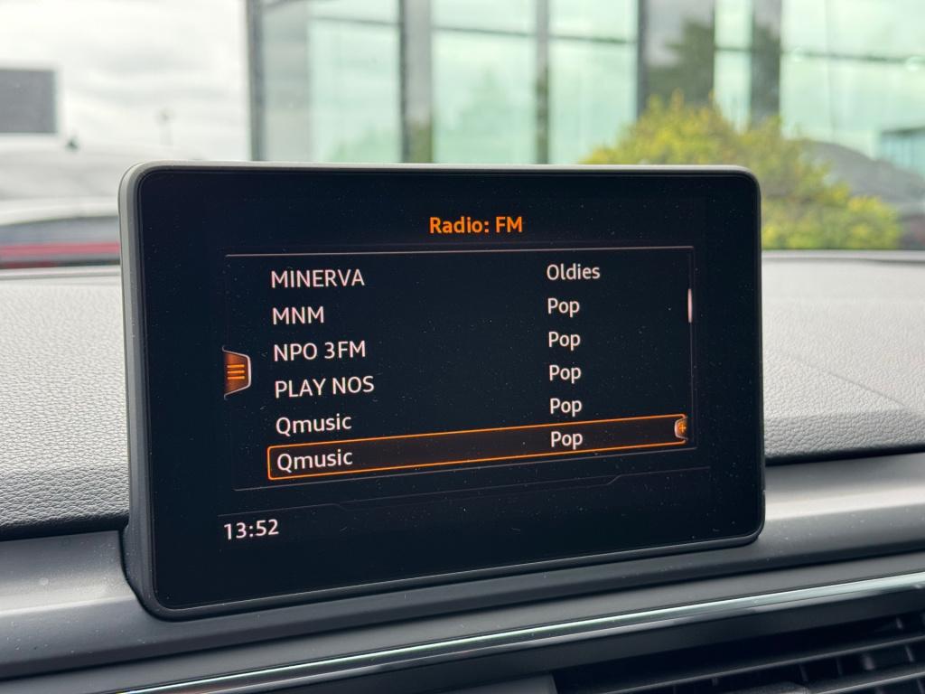 Audi A4 limousine 1.4 tfsi sport pro line * carplay * 18 inch * nap