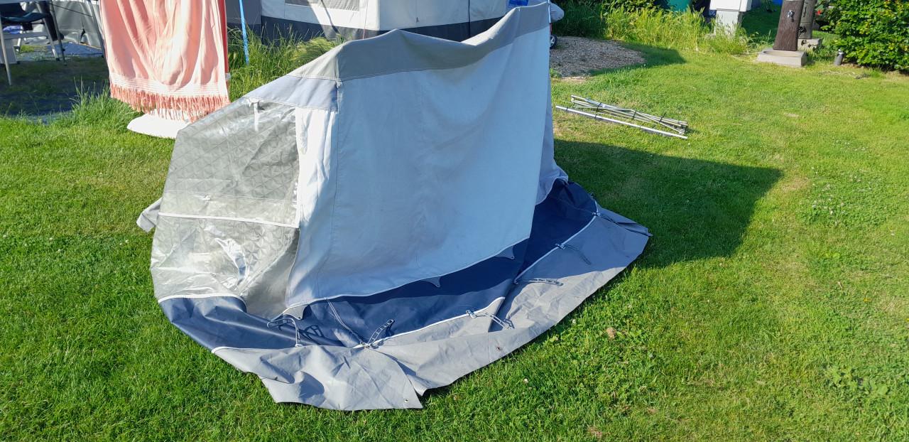 Uitbouw tent