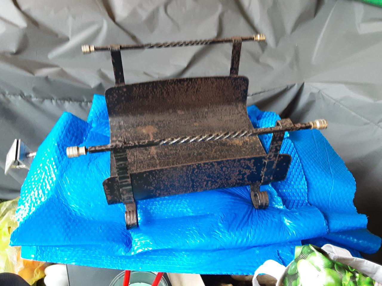 Zware metalen bak voor hout.. voor houtkachel