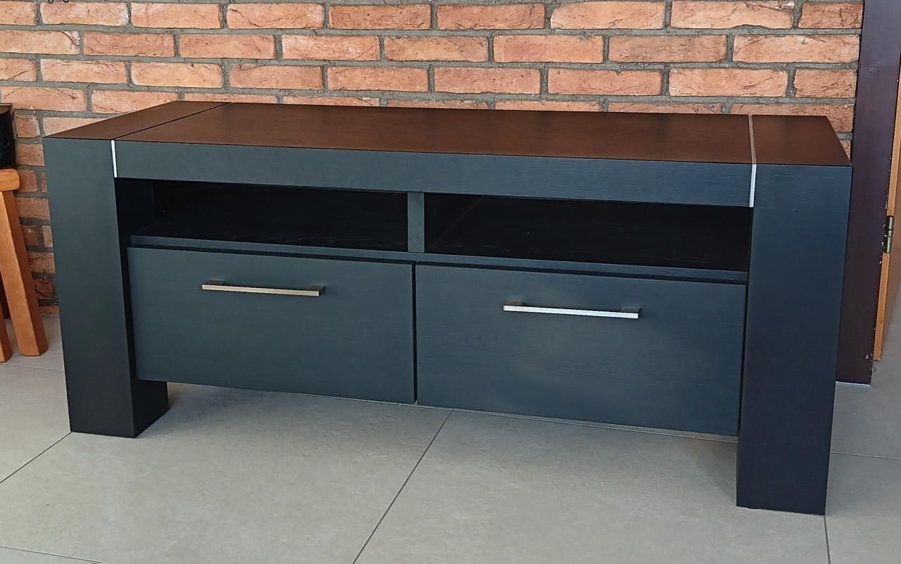 MOOIE ZWARTE (TV-)KAST