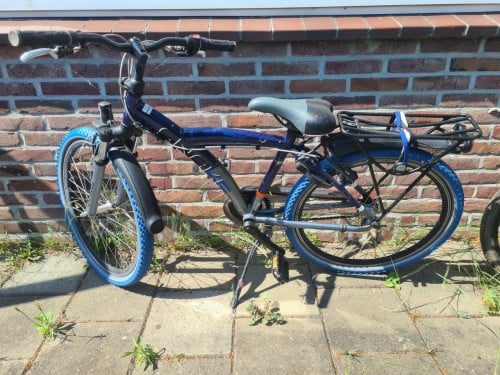 2 jongensfietsen te koop