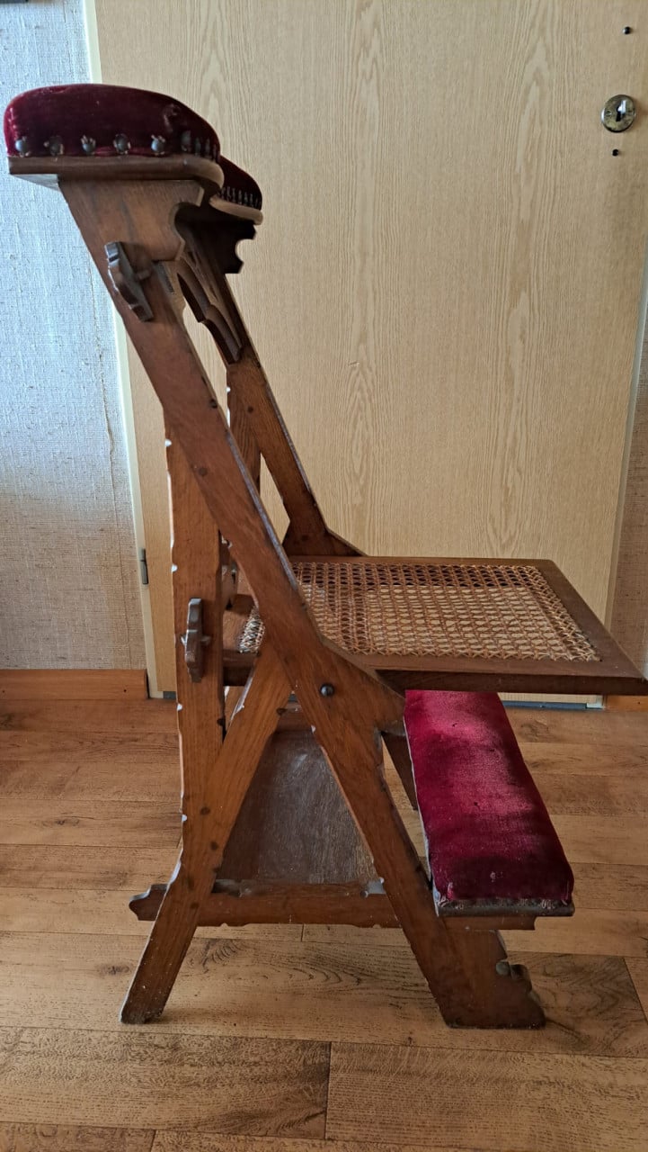 Antiek kersenhouten bidstoelje (opklapbaar)