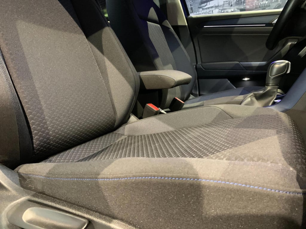 Volkswagen T-roc 1.5 tsi sport business r *led*app-connect*