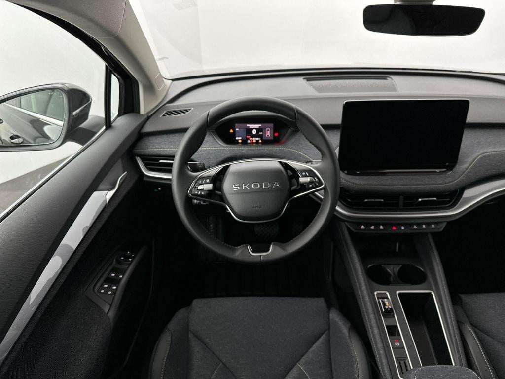 Skoda Elroq business edition tour elektromotor 150 kw / 204 pk