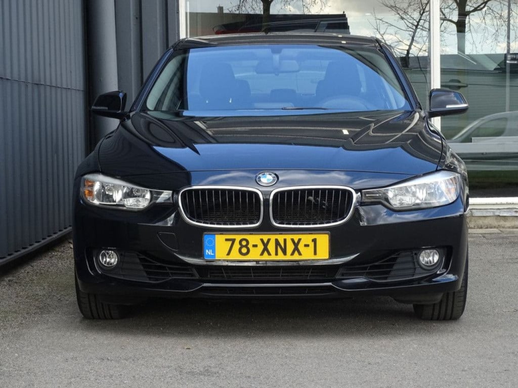 BMW 3-serie 320i executive