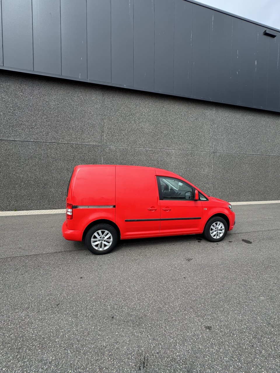 Complete Volkswagen Caddy 1.6 TDI – 2012. Nieuwe APK & nieuwe verstuivers!