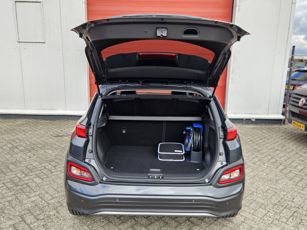 Hyundai Kona ev premium 64 kwh | acc | camera | stoelverw.