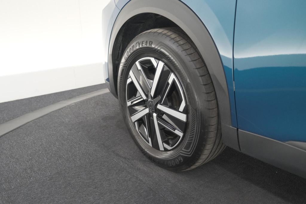 Peugeot 2008 hybrid 136 e-dcs6 style | apple carplay | parkeersensoren | cl