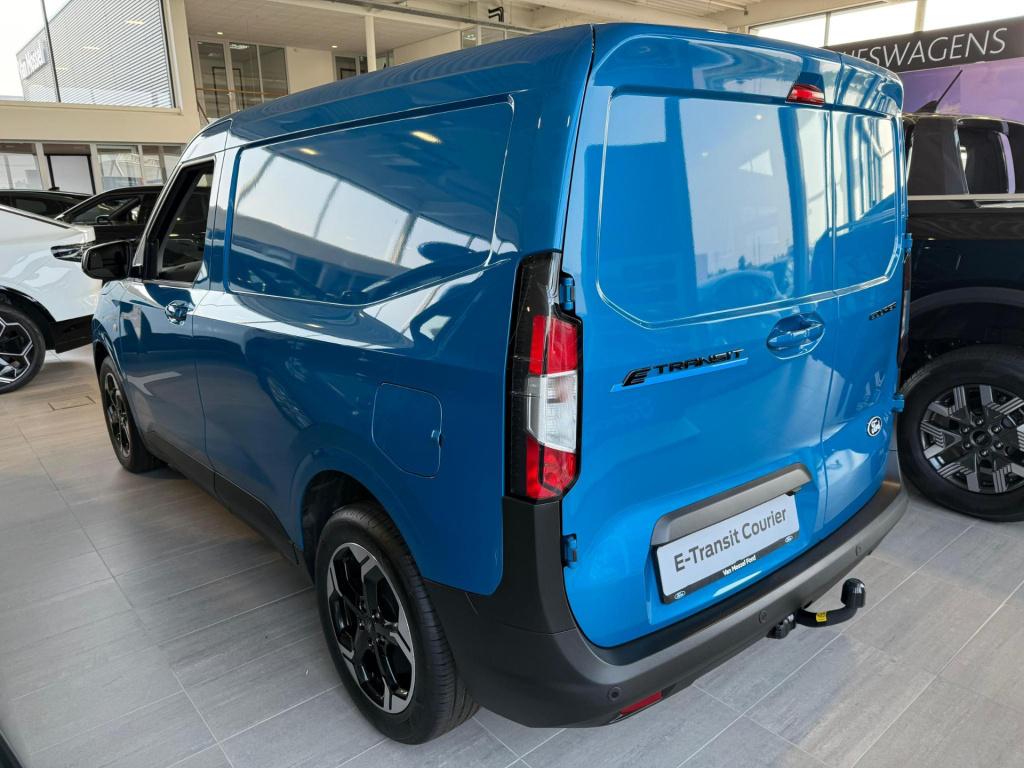 Ford E-transit cour. limited 44 kwh 17'' lmv | acc | apple carplay & androi