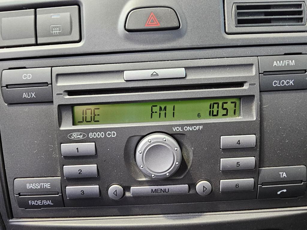 Ford Fusion 1.4-16v cool & sound