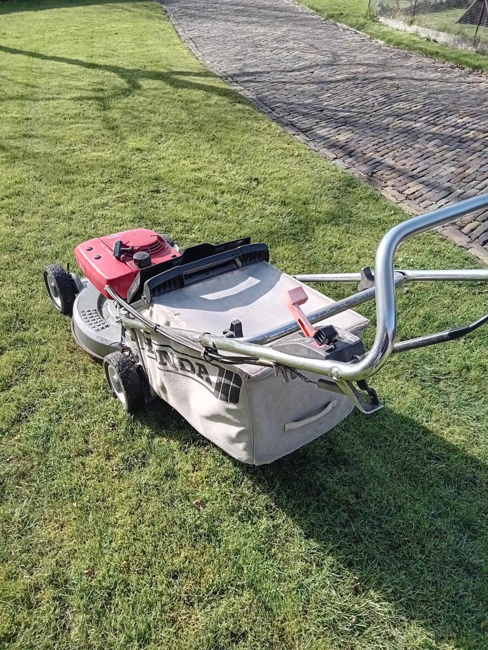 Honda HR2150 aangedreven grasmaaier