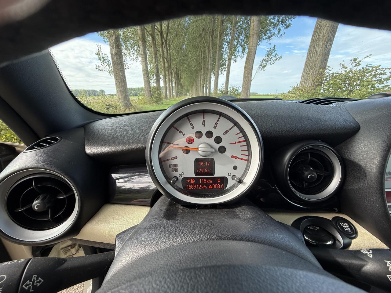 Mini Cooper S John Cooper Works | 2008 | 168.912 km | Hybrid turbo