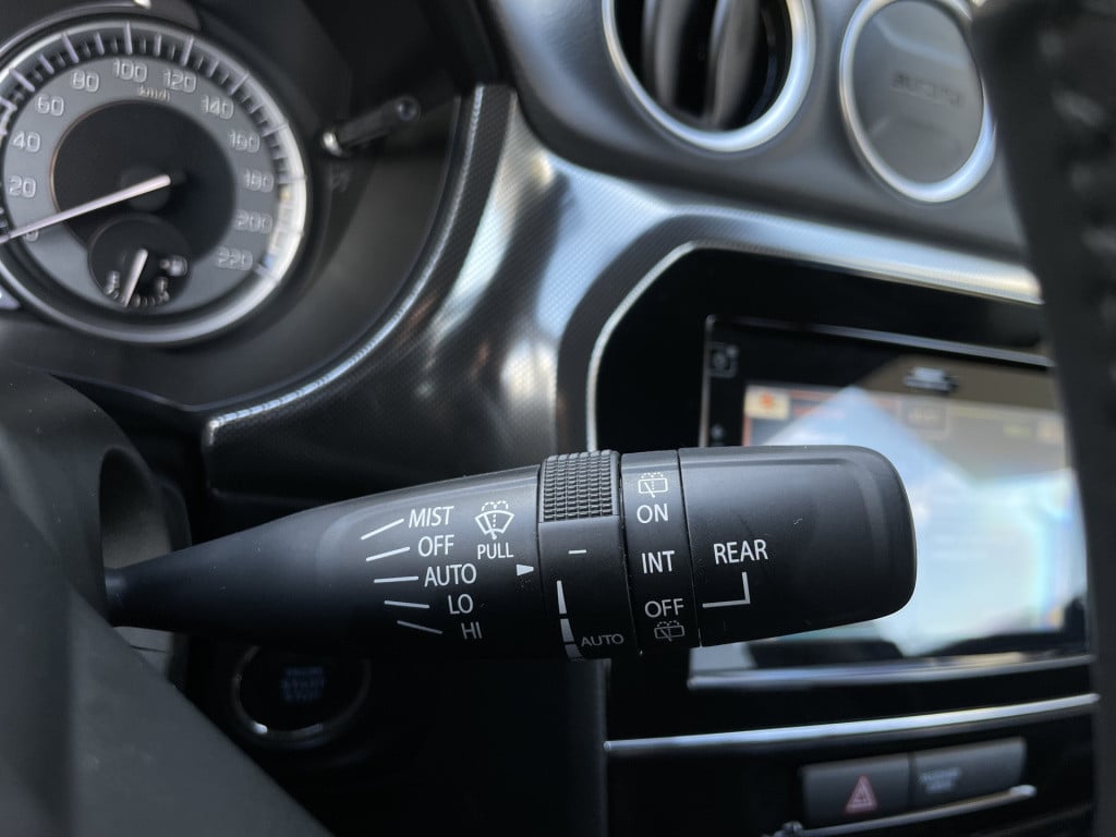 Suzuki Vitara 1.4 boosterjet style smart hybrid/trekhaak