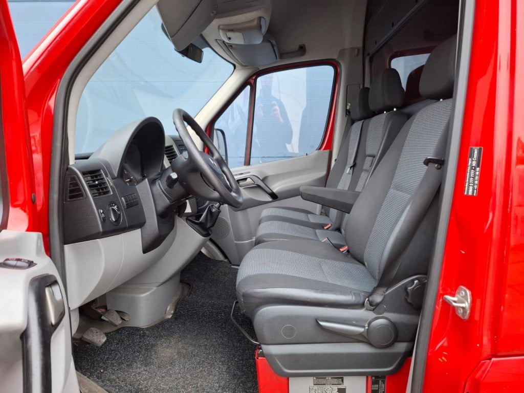 Mercedes-Benz Sprinter 210 2.2 cdi 366 functional hd 3 zits / side bars / p
