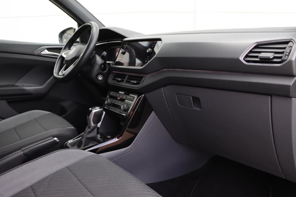 Volkswagen T-cross 1.5 tsi style r-line 150pk dsg7