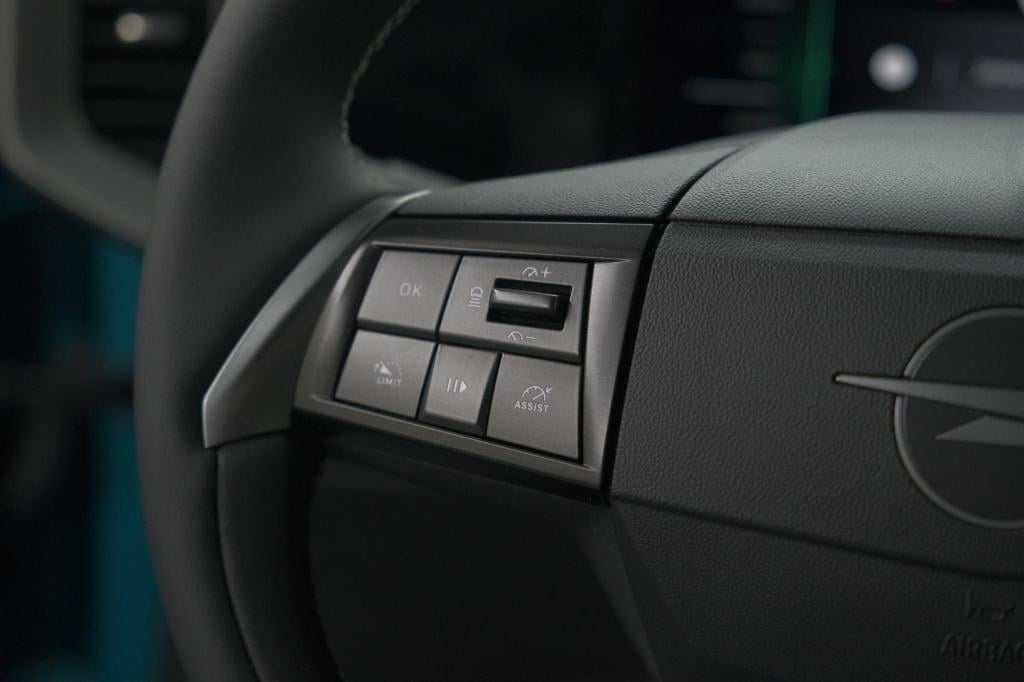 Opel Mokka 1.2 turbo 145 hybrid gs | allseason banden | adaptieve cruise co