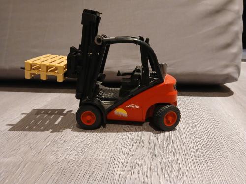 Bruder heftruck met pallets