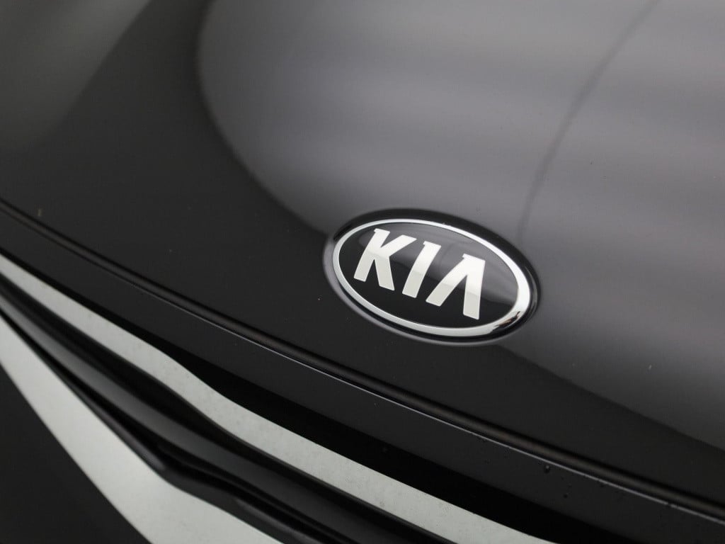 Kia Stonic 1.0 t-gdi mhev dynamicplusline | lmv | navigatie | parkeer senso