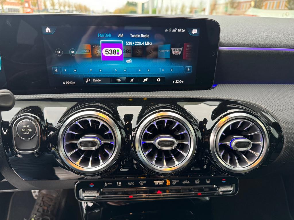 Mercedes-Benz A-Klasse 250 e business solution amg night limited automaat ,