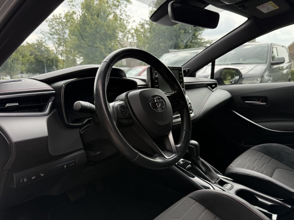 Toyota Corolla Touring Sports 2.0 hybrid executive // 185pk // jbl audio //