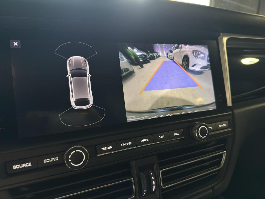 Porsche Macan 2.0 pano 245pk | bose | | memory | leder | 20"| camera |4x4 |