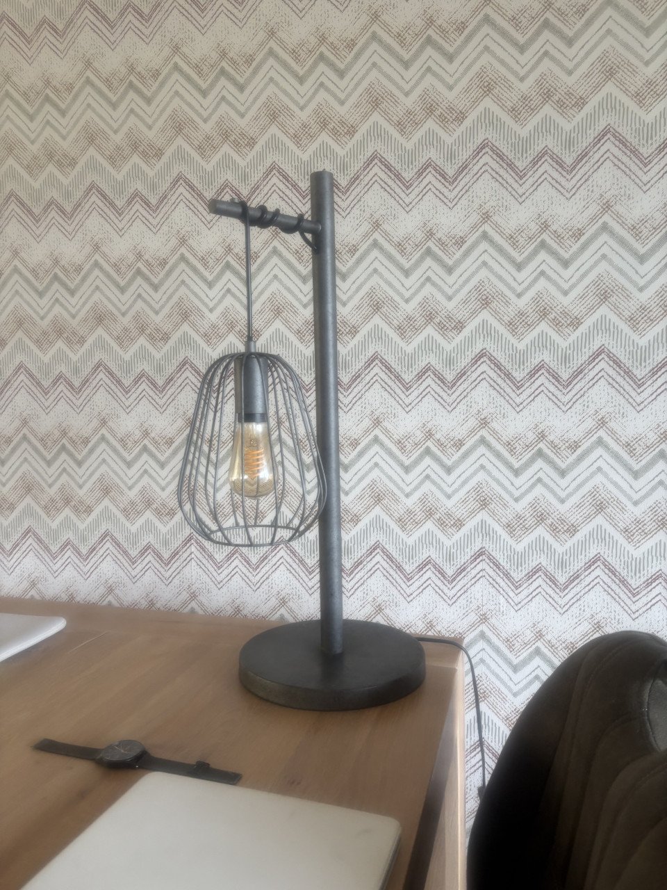 Industriële hanglamp en tafellamp, kleur oud zilver