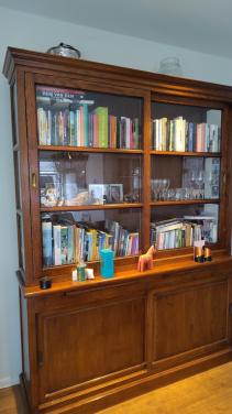 Mooie vitrinekast eiken 165b 45d 215h