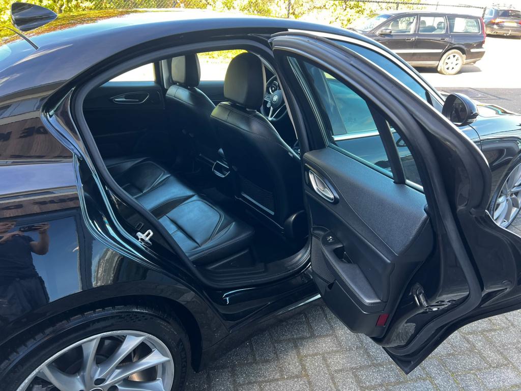 Alfa Romeo Giulia 2.0t