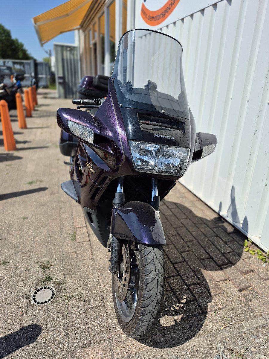 Honda Pan European ST1100, dikke toermotor voor weinig