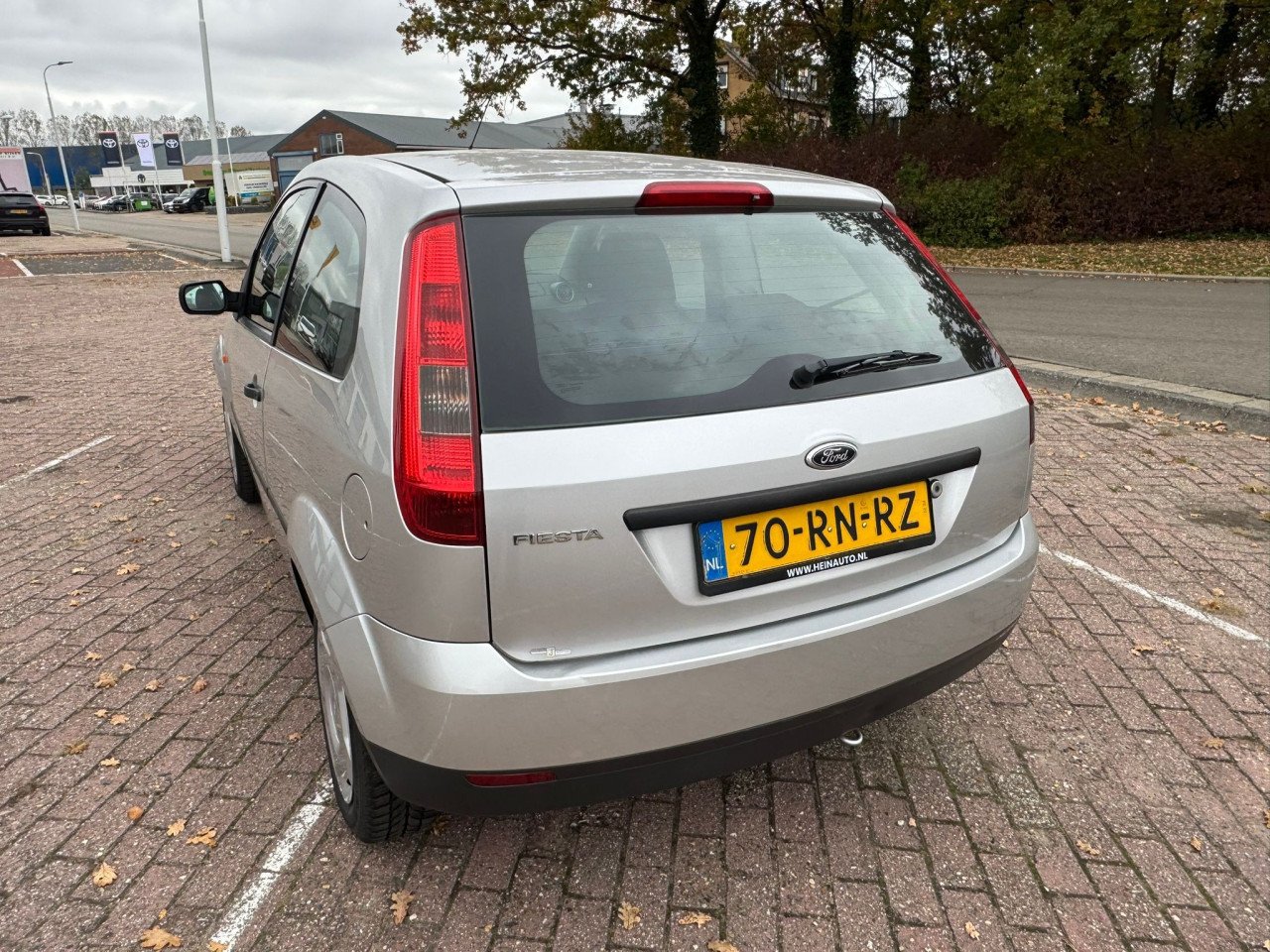 Ford fiesta bj 2005 1000 euro