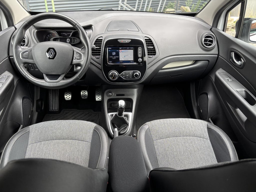 Renault Captur 0.9 tce intens | navigatie | camera | dodehoek detectie | le