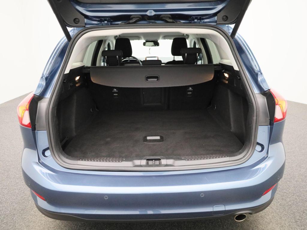 Ford Focus wagon 1.0 ecoboost hybrid titanium x business | lmv | parkeer se