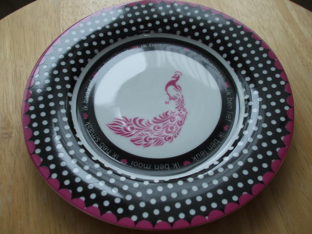 Te koop set mooie borden.(nieuw).