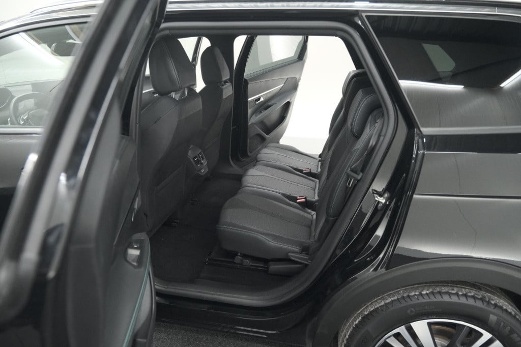 Peugeot 5008 hybrid 136 e-dsc6 allure | camera | apple carplay | navigatie 