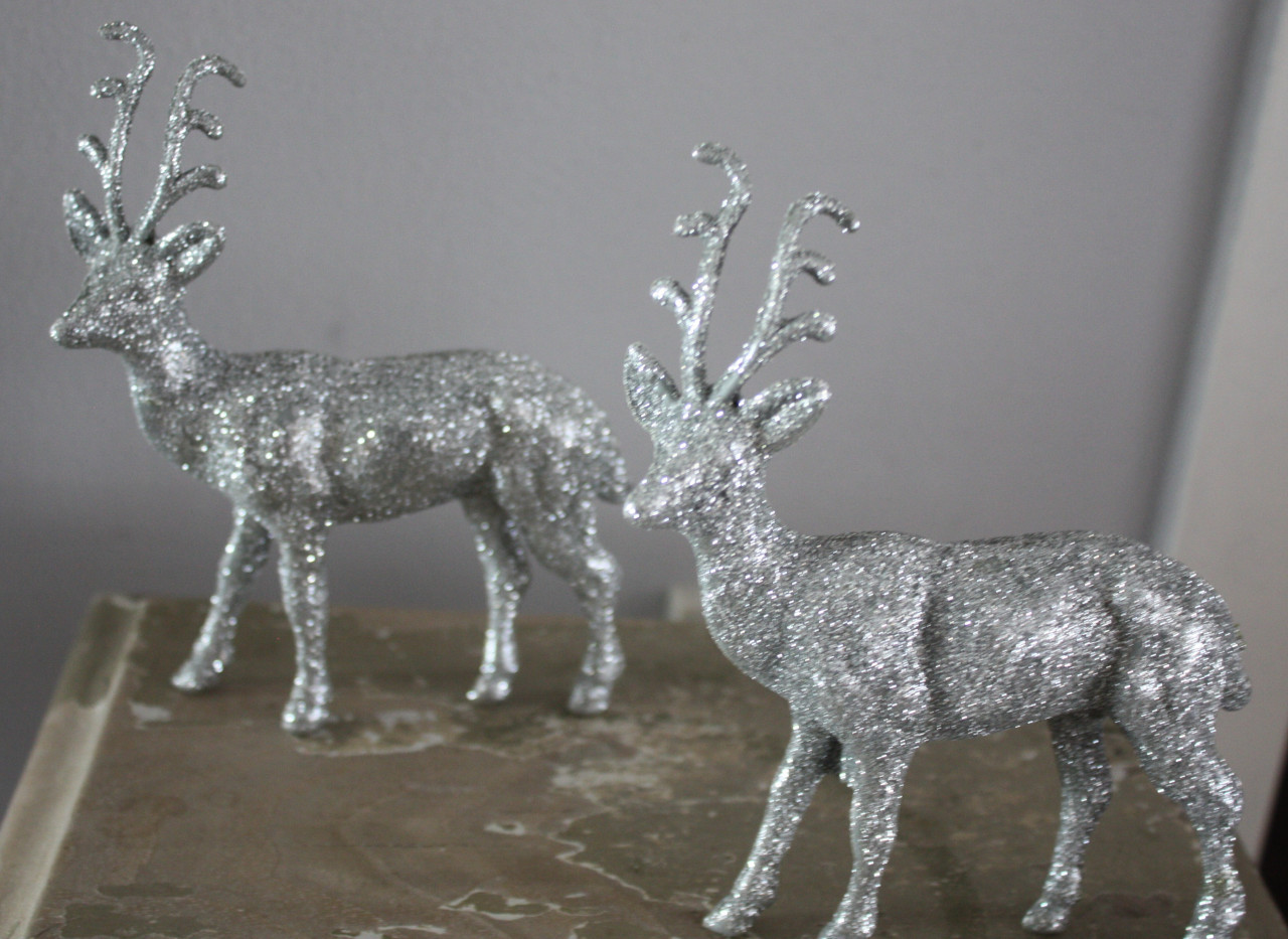 Set van 2 glitter herten zilverkleur
