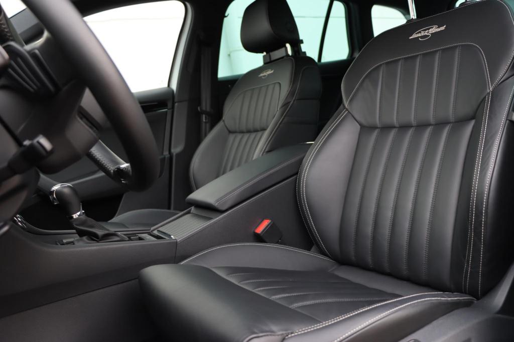 Skoda Superb combi 1.4 tsi laurin & klement 218pk dsg6 stoel voor+ achterve