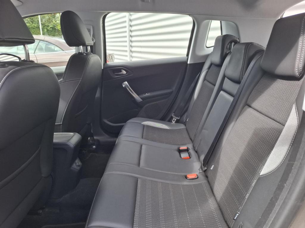 Peugeot 2008 suv 1.6 vti 120 pk allure automaat clima/trekhaak