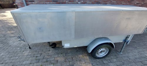 Aanhangwagen Surfkar