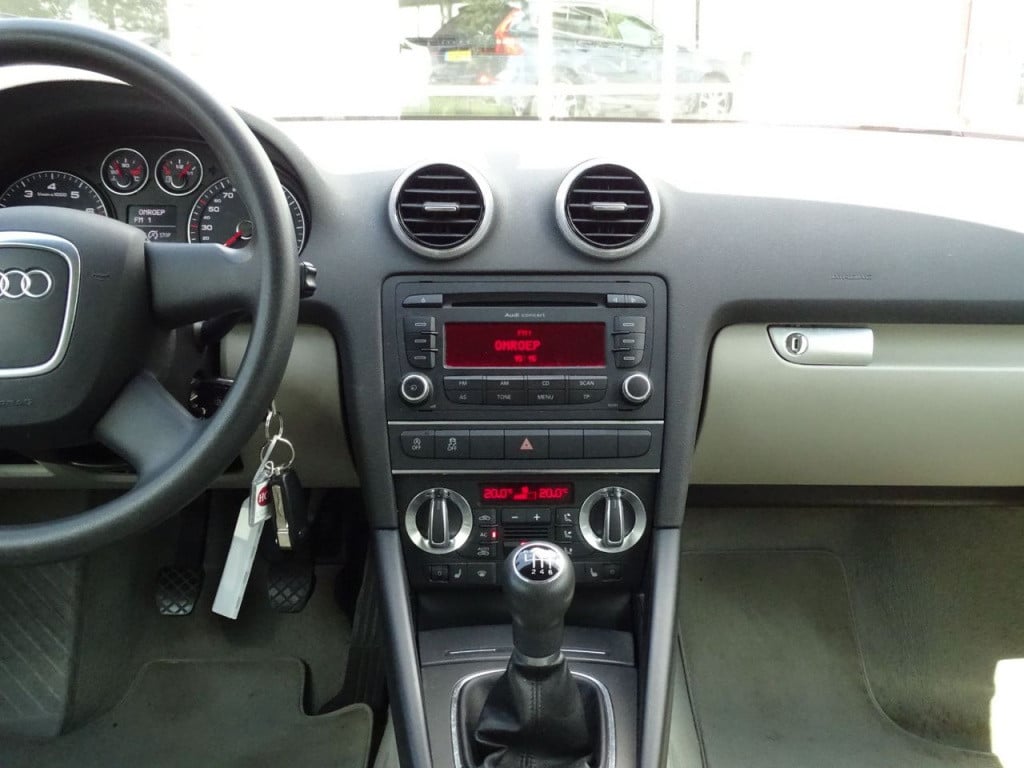 Audi A3 cabriolet 1.2 tfsi s-edition | bose | pdc | stoelverwarming